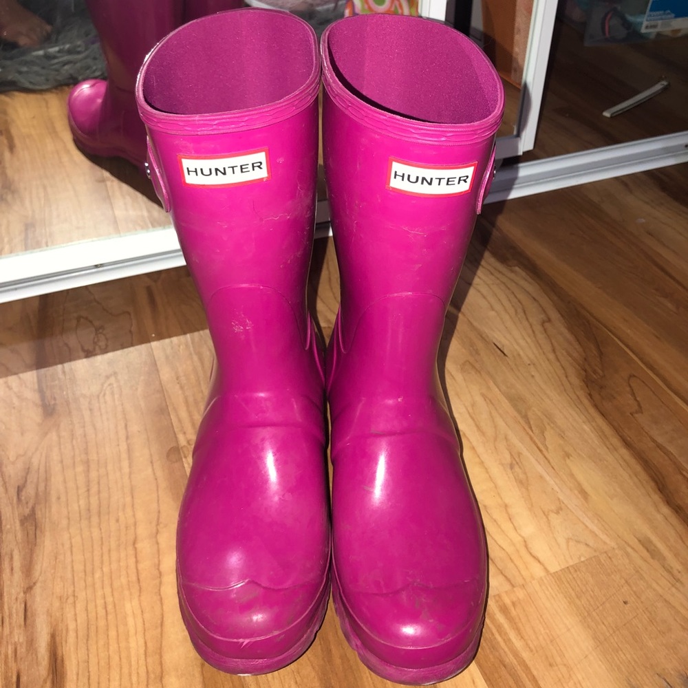 Pink Hunter boots!